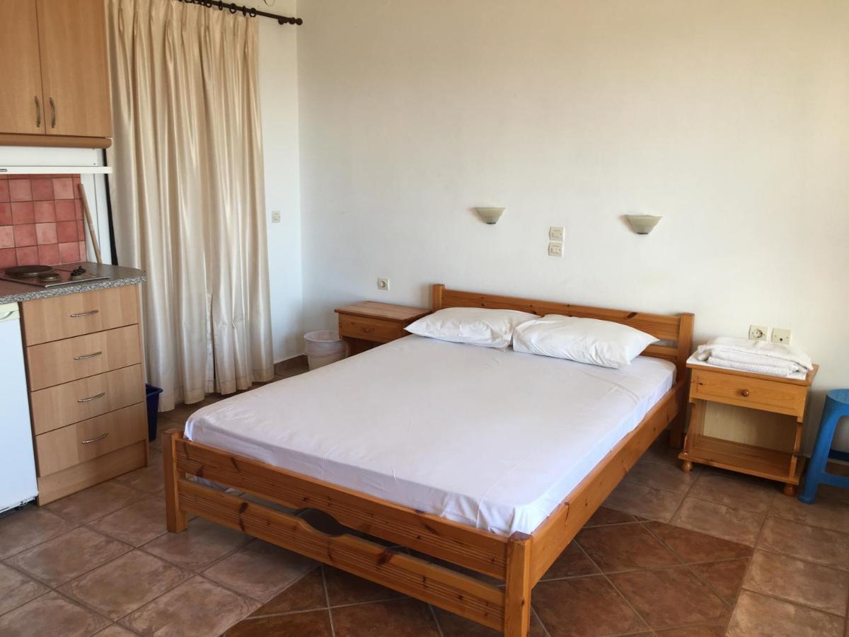 Diakofti Eugenia Travasarou Sea View Appartments מראה חיצוני תמונה